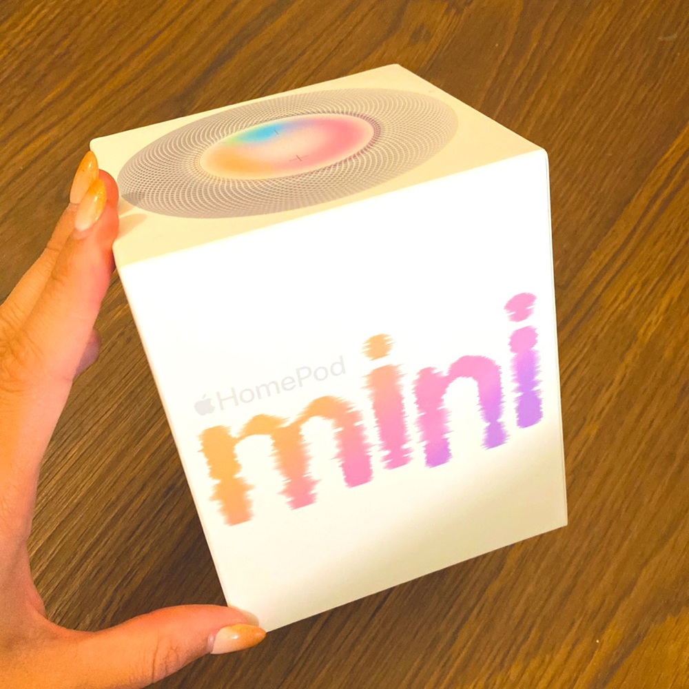 Brand new Apple HomePod mini, enjoy amazing sound with apple-designed audio